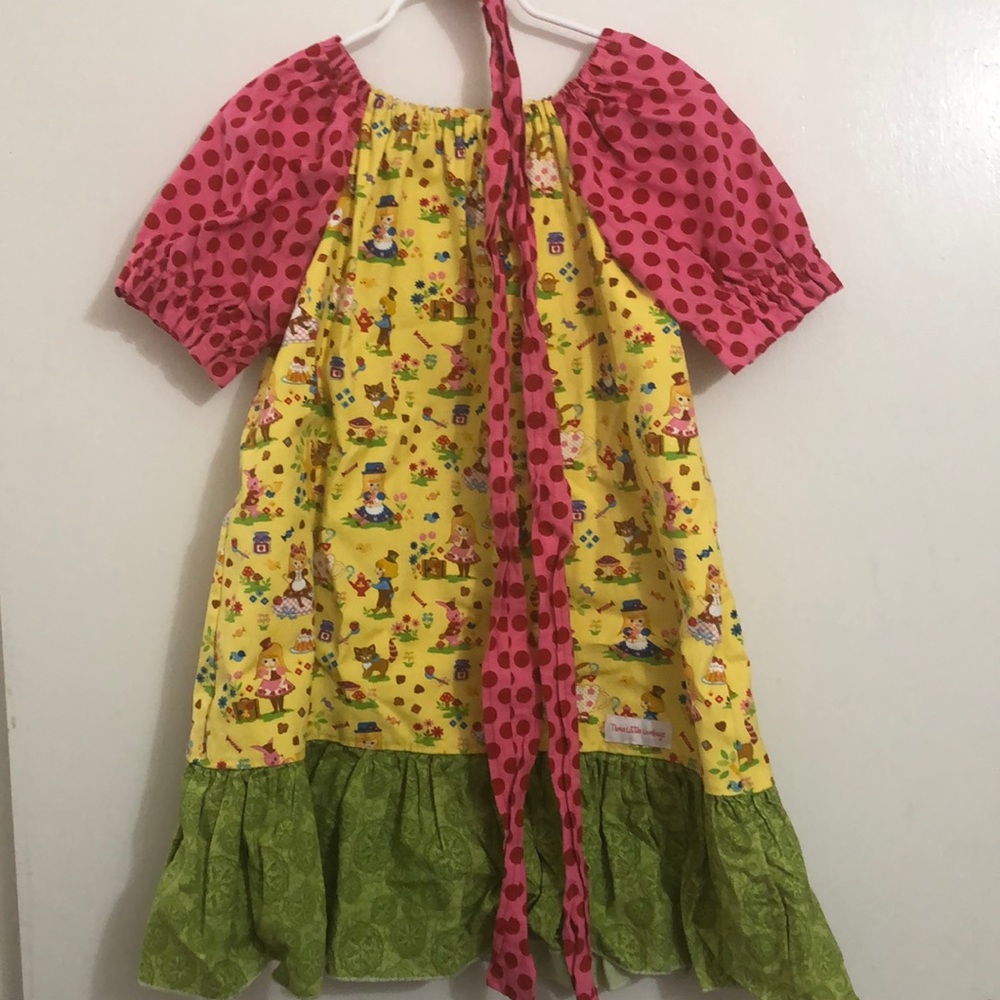 Alice in Wonder Land boutique outfit.